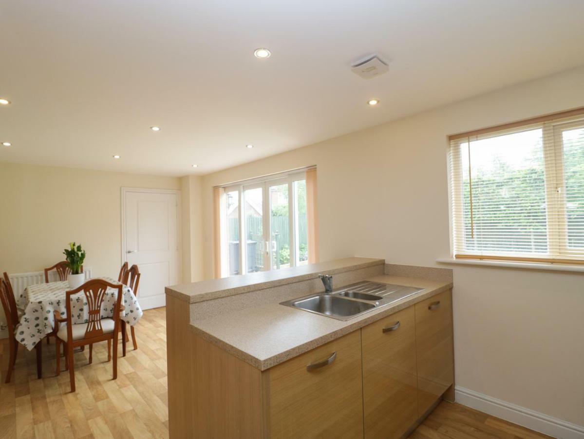 House Martins Villa Devizes Exterior foto