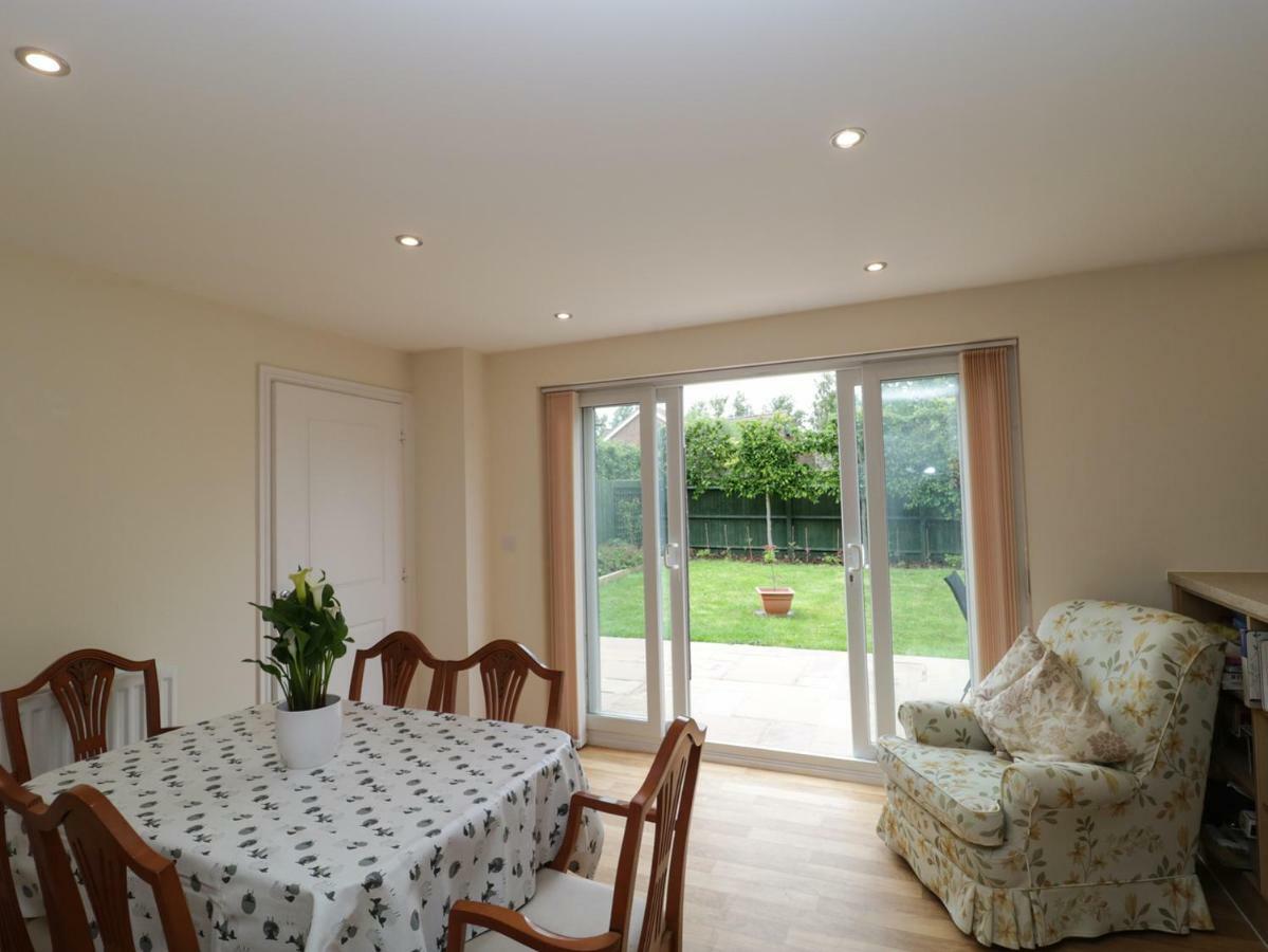 House Martins Villa Devizes Exterior foto