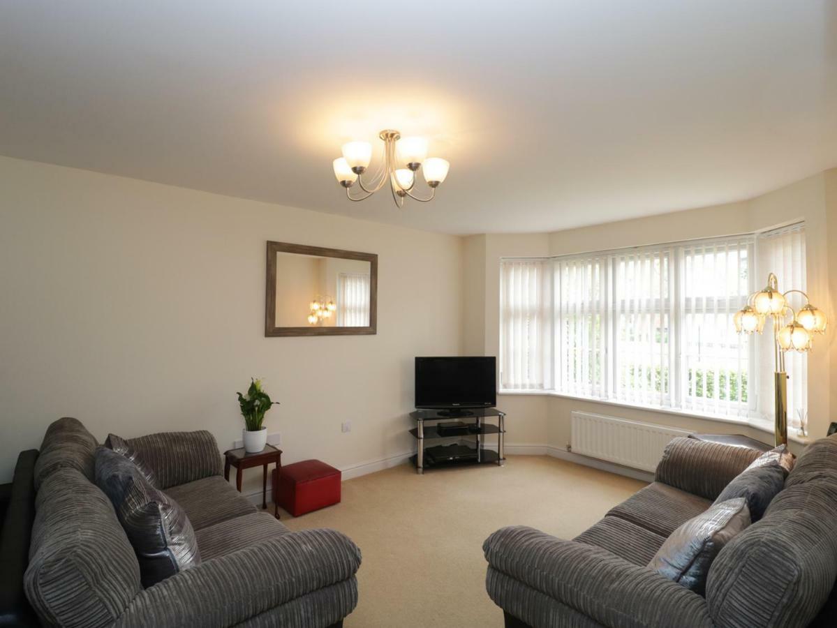 House Martins Villa Devizes Exterior foto