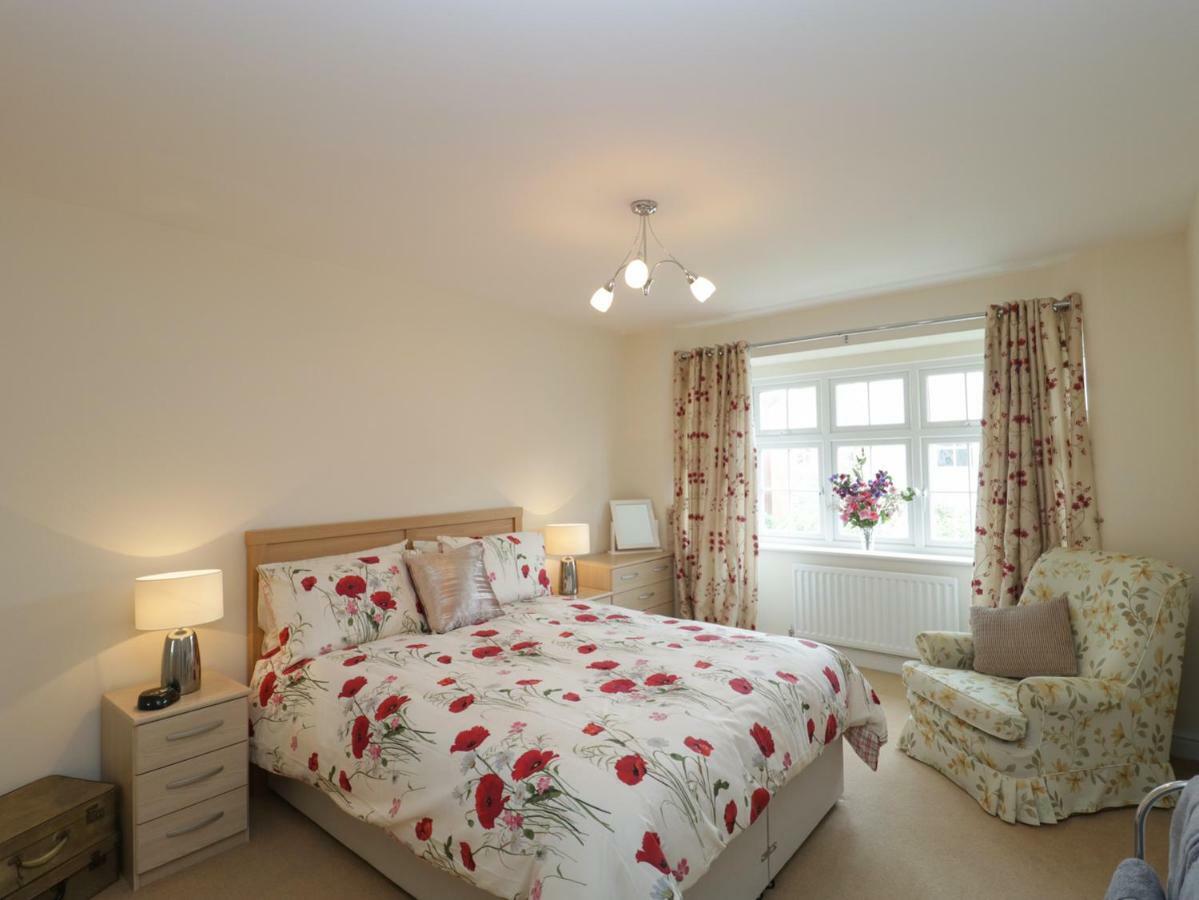 House Martins Villa Devizes Exterior foto
